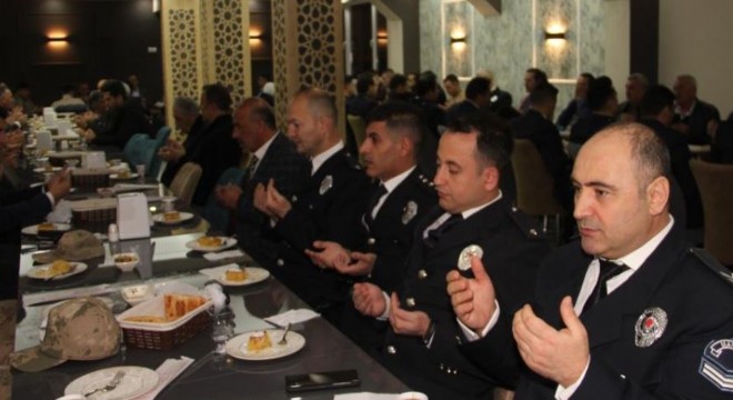  Polis ve şehit aileleri iftarda buluştu